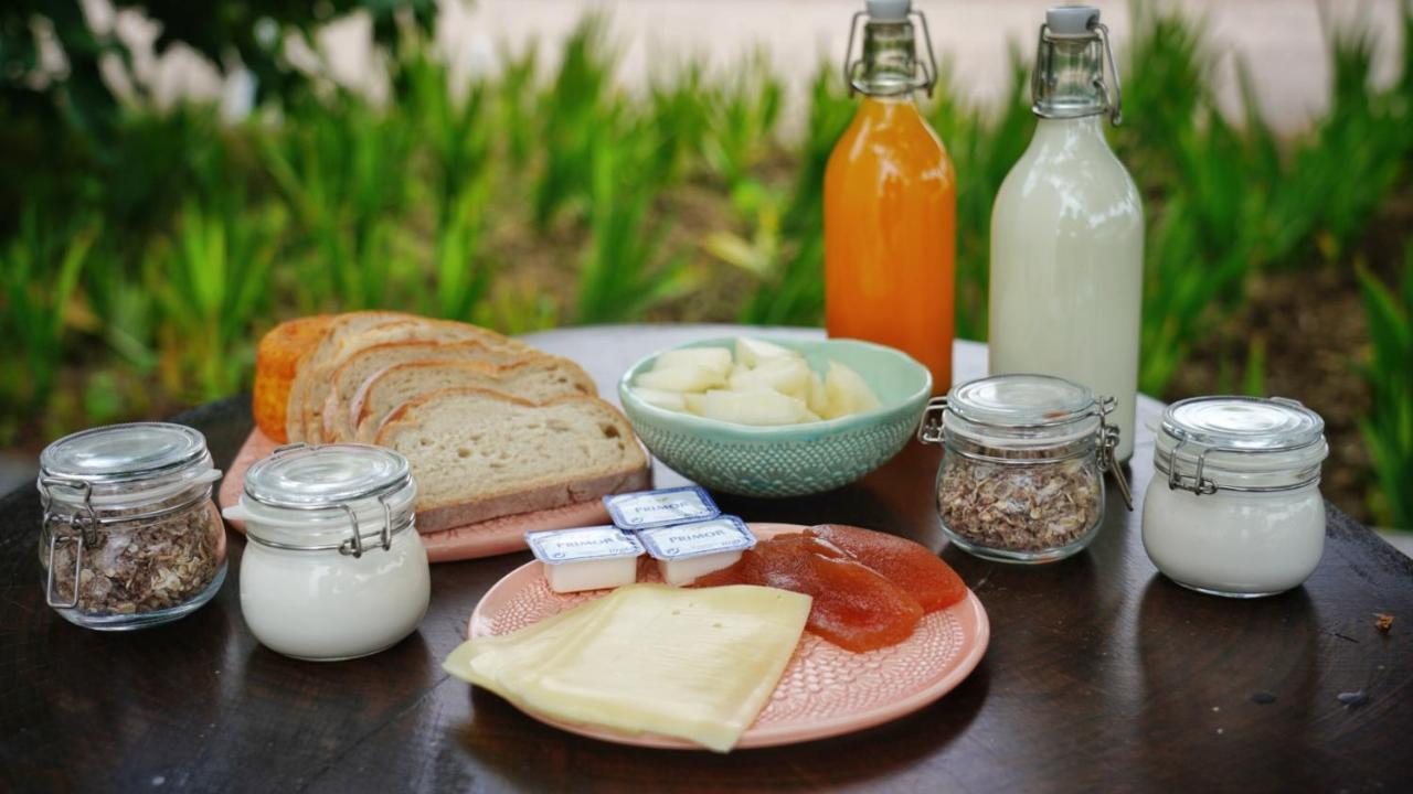 Ola Belem! Cozy Windmill, Stunning Views To Lisboa Bed and Breakfast Caparica Exteriör bild